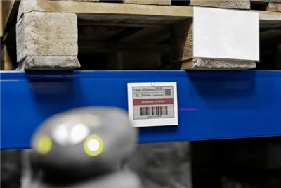 Ako elektronické štítky na regáloch zvyšujú efektivitu skladu